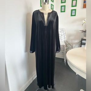 Oscar de la Renta Stretch Velvet Robe